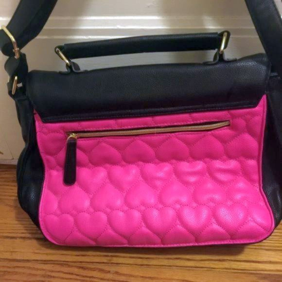 XOX Betsey Johnson Quilted Purse - Picture 2 of 4